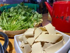 -小小河边鱼(天润城店)