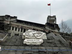 -四川汶川特大地震漩口中学遗址