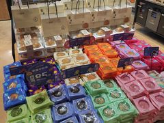 -皇冠幸福里动物奶油生日蛋糕(万达店)