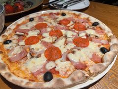-JINNS锦时 steak&pizza(浸信会礼拜堂旧址店)