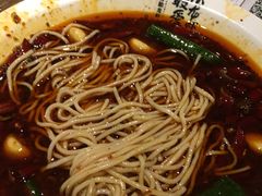 -龙巢盱眙龙虾·牛蛙·烧烤宵夜(八卦岭店)