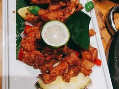 -老滇山寨•云南特色菜•地方菜•民族风情歌舞表演(金碧店)