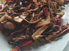 -小厨子私房菜·云南美食店