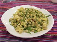 -香巴拉云南餐厅(华莱坞店)