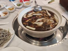 -天宜隆蘑菇宴火锅(石景山旗舰店)
