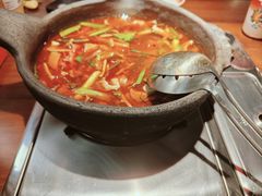 -夺欢喜贵州酸汤牛肉火锅(静安寺店)