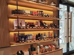 -星巴克臻选(济南恒隆店)