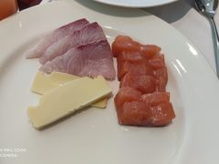-怡咖啡海鲜自助餐厅(浦东香格里拉店)