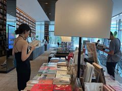 -茑屋书店(天目里店)