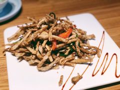 茶树菇炒鱿鱼-竹里馆·淮扬菜·功夫茶(老门东店)