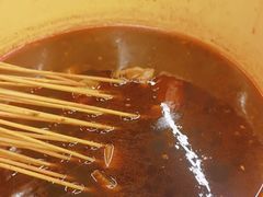 -拈签一笑黄牛肉辣卤串串