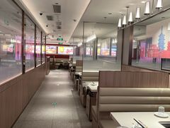 -海底捞火锅(杭州庆春路夜宵主题店)