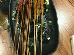 -陈员外正宗夹江烧烤(广福路店)