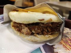 肉夹馍-魏家凉皮(十里河店)