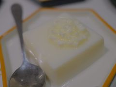 杏仁荷豆腐-小堂宴·老厦门码头小炒(厦大店)