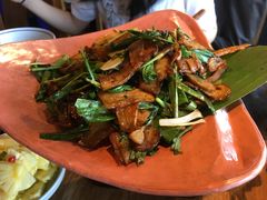 包烧野生牛肝菌-云海肴·汽锅鸡·云南菜(天山百盛优客店)