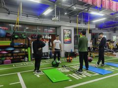 -AK健身普拉提拉伸私教馆(中八店)