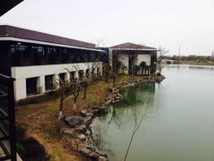 -上海怡沁园度假酒店