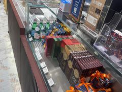 -VENCHI 闻绮(北京国贸商城店)