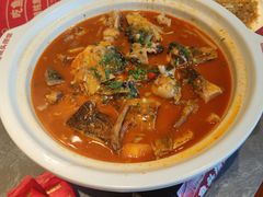 -魏铭鱼头捞饭(晋阳路店)