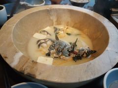 鱼汤-滇小鱼·云南野生菌火锅(上杭路店)