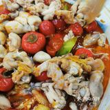 今天换了一家新的店。买回来分量好大呀。还点了一份鸡胗