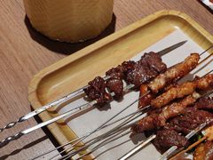 -街角等你.大连海鲜烧烤.经典铁板海鲜串(西安路店)