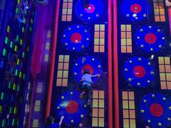 -新濠影汇华纳满Fun童乐园