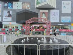 -资和信百货商场