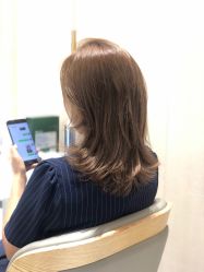 -东秀护肤造型