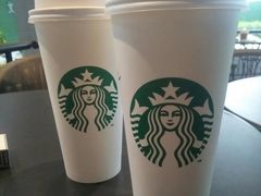 香草味拿铁-星巴克(广州淘金路店)