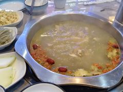 -光头药膳鸡(莱茵小镇店)