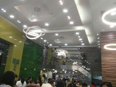 大堂-佰搭果·广式茶餐厅(西华路店)