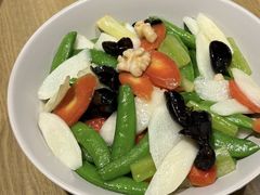 -四季餐厅·新津菜(环湖中路店)