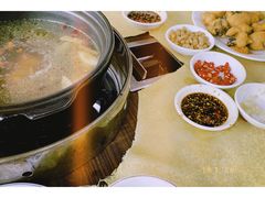 -濠轩阁特色生蚝火锅(水湾路店)