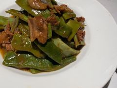 五花肉焖豆角-关东小磨东北菜(漕河泾印象城店)