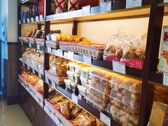 -红宝石·鲜奶小方·海派西点房(南翔店)