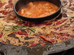 -黄潇洒老火锅(九眼桥宏济巷店)