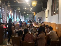 -东馆和天下特色餐饮(工农店)