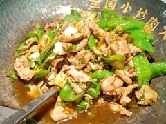 -费大厨辣椒炒肉(吉联MALL店)