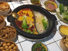 -卤校长老火锅毕节店(招商花园城店)