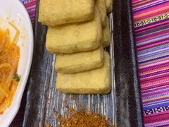 -香巴拉云南餐厅(华莱坞店)