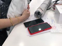 -荣耀授权专卖店(黄浦浙江中路店)