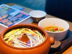 野生菌竹荪汽锅鸡-雀舞云南菜(乐客城店)