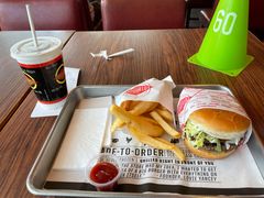 -FATBURGER 特富客汉堡(外交公寓店)