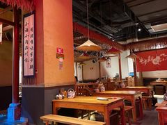 大堂-半步颠小酒馆(爱琴海店)