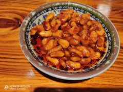 宫爆鸡丁-老外婆本帮面(塔城路店)