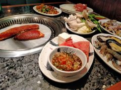 -阪尚皇·原切牛排·烤肉火锅自助(北京路店)