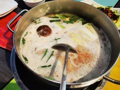 -四季喧黔味豆米火锅(万达广场店)