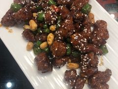 -六和聚传统烤鸭.天津菜(和平店)